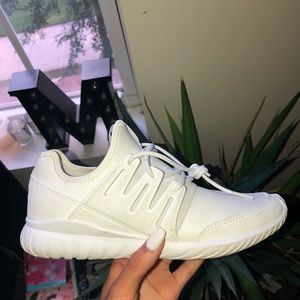 Adidas Tubular Radials